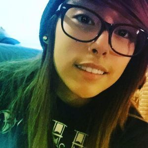 Meet your Posher, Pia